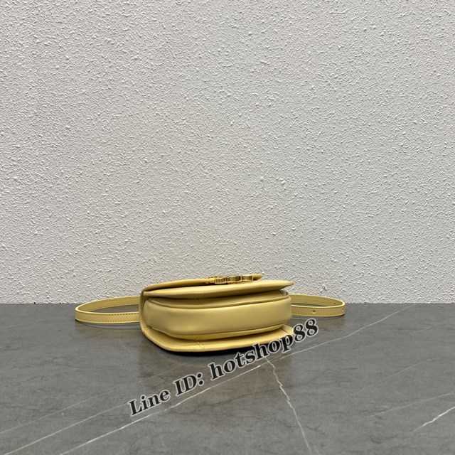 Celine專櫃23早春新款LISA同款mini馬鞍包 賽琳besace凱旋門圓弧形底部手提女包 xxl1248